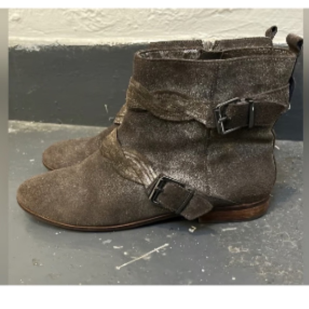 Anthropologie Metallic Boots By LienDo Size 7.5 EUC